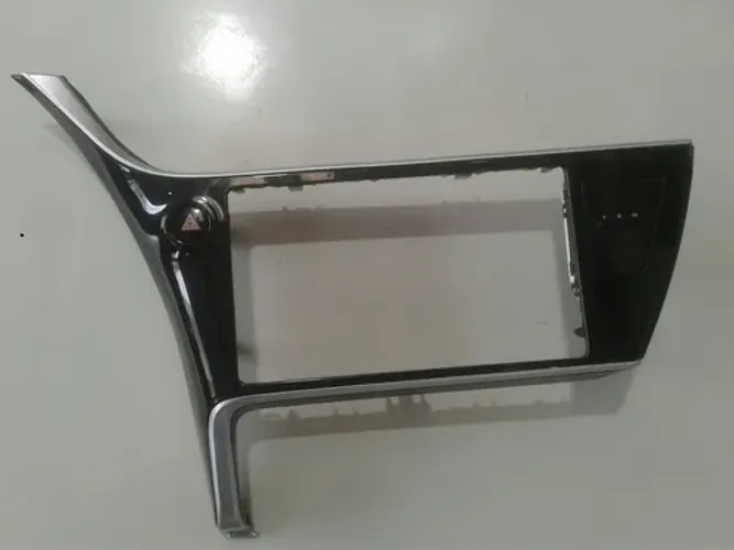 Moldura Multimidia Toyota Corolla 2018  6652