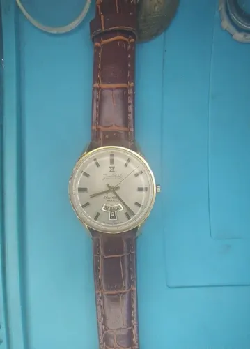 Relógio June Watch automático - Original - Plaquê de ouro 20 microns - Calibre AS 1767