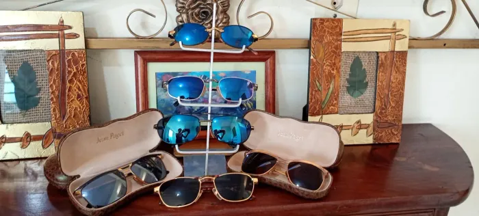 ÓCULOS DE SOL E ARMAÇÕES DE QUALIDADE PRA QUEM TEM BOM GOSTO