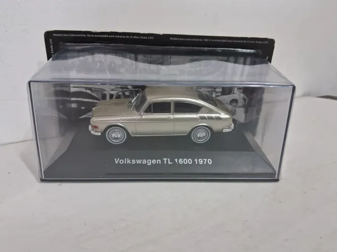 Miniatura Volkswagen TL 1600 1970 - Escala 1/43
