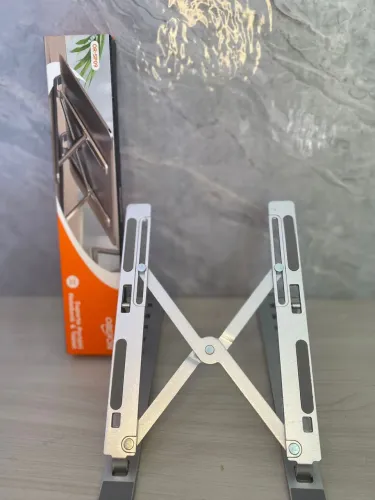 Suporte tablet e notebook de metal - ENTREGA A DOMICÍLIO 