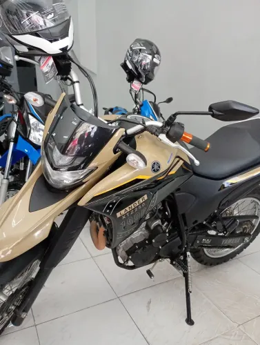 RARIDADE!! XTZ LANDER 250cc BEJE COM BAIXÍSSIMO KM