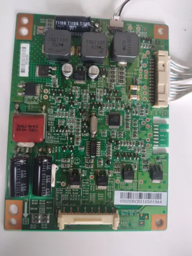 Placa inverter da TV semp Toshiba le3250(a)wda -inv32lo4a funcionando 