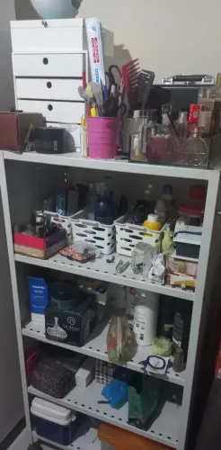 Estante de Metal para Organização