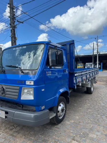 Volkswagen 8.120 Ano 2008/2009