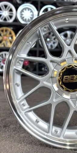 Rodas aro 18 BBS furação 4X100 4X108 tAla 8