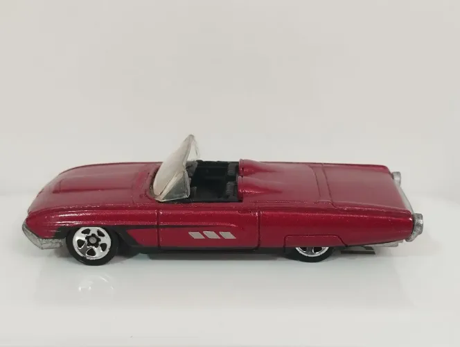 Miniatura Hotwheels Ford Thunderbird 63
