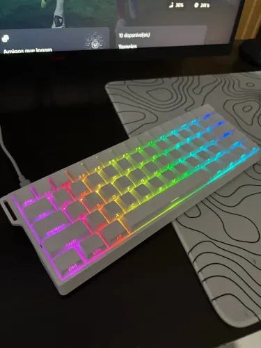 Teclado magnético gamer com fio AULA win60 he