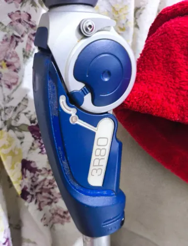 Joelho Ottobock 3r80