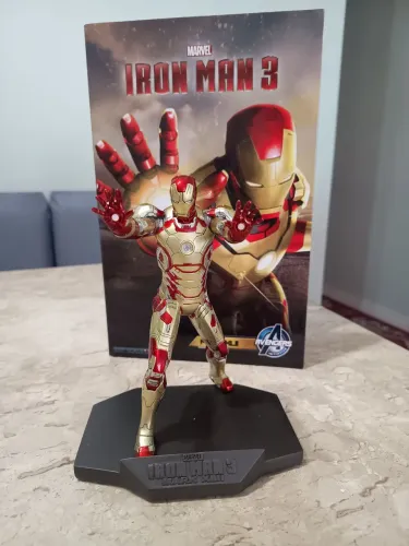 Iron Studios 1/10 Iron Man 3 novo, 2 bustos item raro 