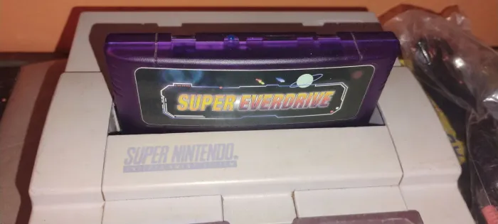 Super Nintendo com everdrive