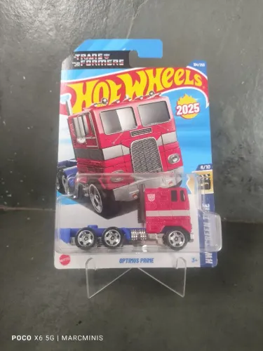 Miniatura Optimus Prime Transformers - Hot Wheels 2025 | 7 cm
