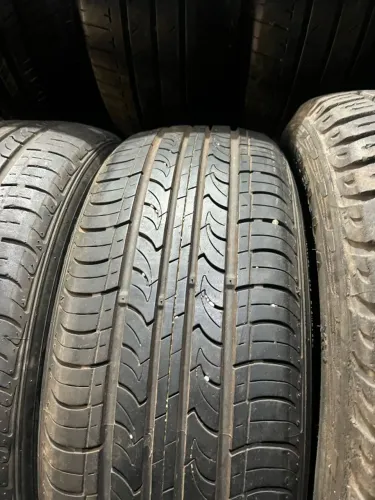 Pneu 205/60/16 Nexen  80 % Vida Util.