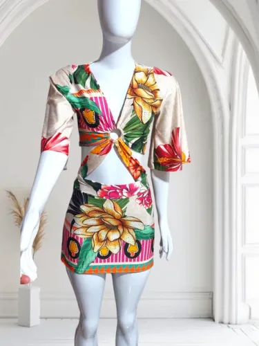 Conjunto Feminino Cropped + Short Saia Estampado Tropical - Veste M