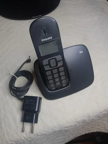 3 Telefones Sem Fio - 1 Preço - Sem bateria.