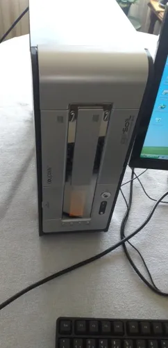 CPU marca CoupDen modelo Future Dreamers, praticamente sem uso