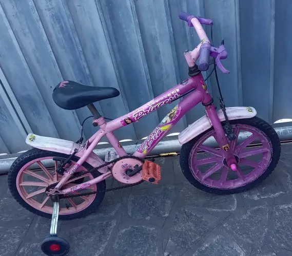 Bicicleta Infantil Princesas - Perfeita para Aventura!