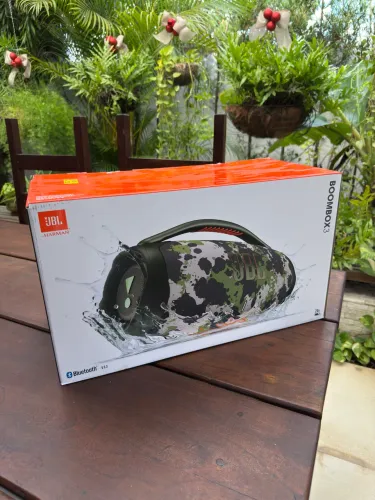 Boombox 3 camuflada com nota fiscal 