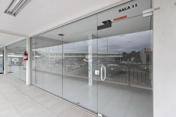 Loja com 67 m² para alugar no Fazendinha em Curitiba