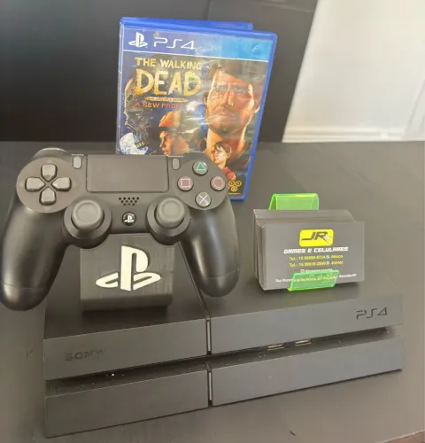Playstation 4 fat fosco 500GB com controle e jogo JR games
