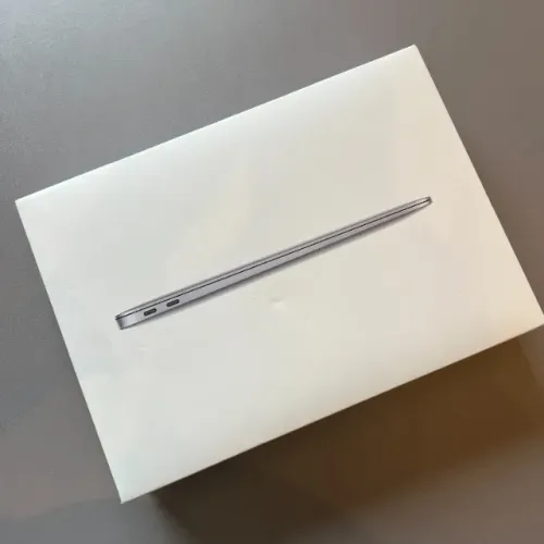 MacBook Air 13" M1 8gb 256GB
