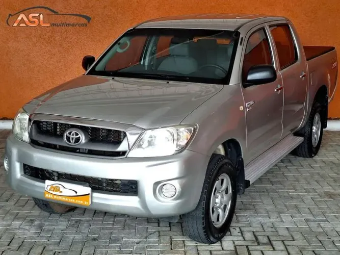 Toyota Hilux CD D4-d 4X4 2.5 16V 102cv TB Dies. 2009