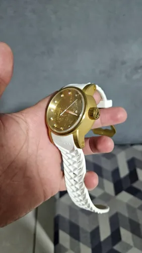 Relogio invicta yakuza original, aceto celular na troca.