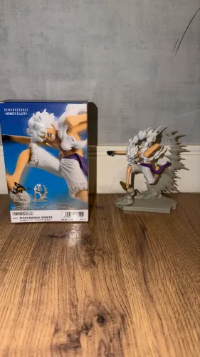 Figure One Piece Luffy