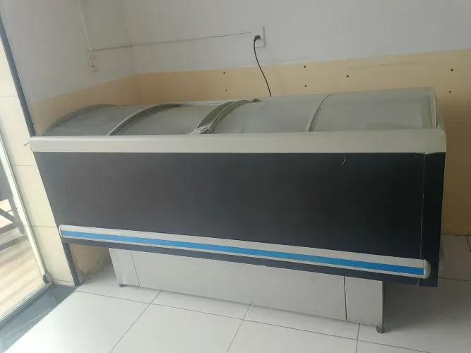 Freezer ilha