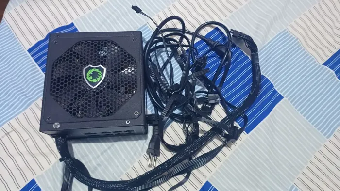 Fonte Gamer Gamemax GM600