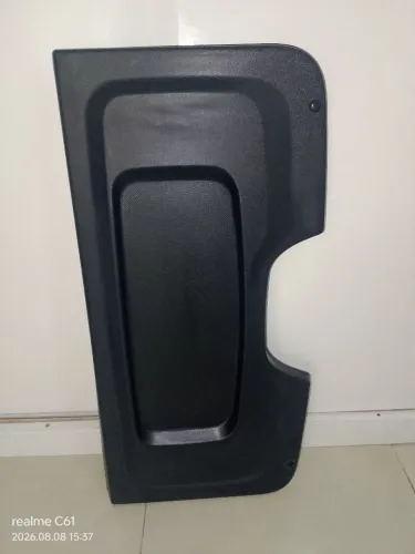 Tampão bagagito de plástico Fiat uno 2016 attractive