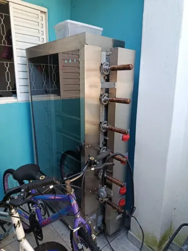 Máquina de assar frango