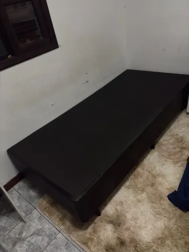 Box cama de solteiro