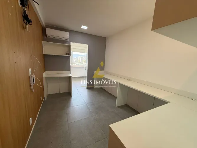 Sala Comercial no DHC Office com Vaga, Planejados e Ar-Condicionado | R$ 80 Mil