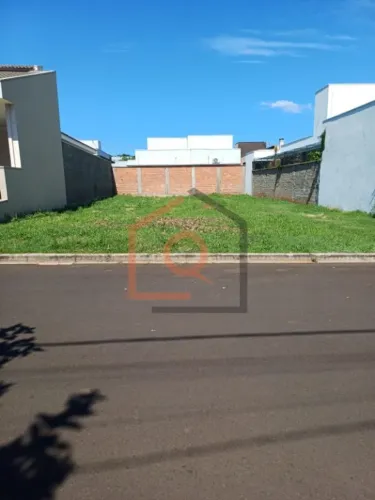 Terreno em Condomínio no Jardim Salto Grande, Araraquara