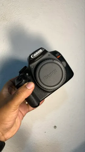 Canon EOS Rebel T6 - Retirada de Peças | Excelente Estado