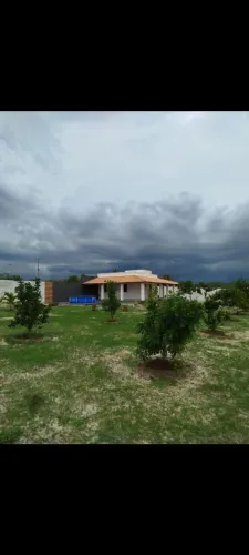 VENDE-SE CHÁCARA TOP! RECÉM CONSTRUÍDA, PROX. AO AQUA SHOW