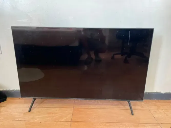 TV Samsung Crystal 43' UHD 4K (Defeito)