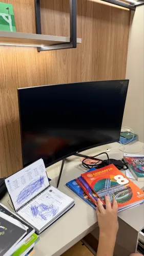 Monitor Gamer Mtek 32? Curvo - Display Quebrado - Para Retirada de Peças