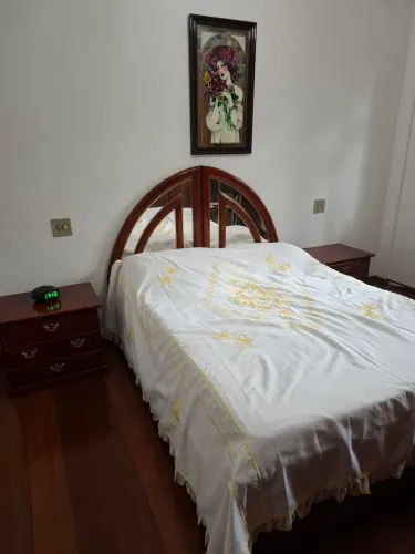 Dormitório de casal madeira Mogno. Líder