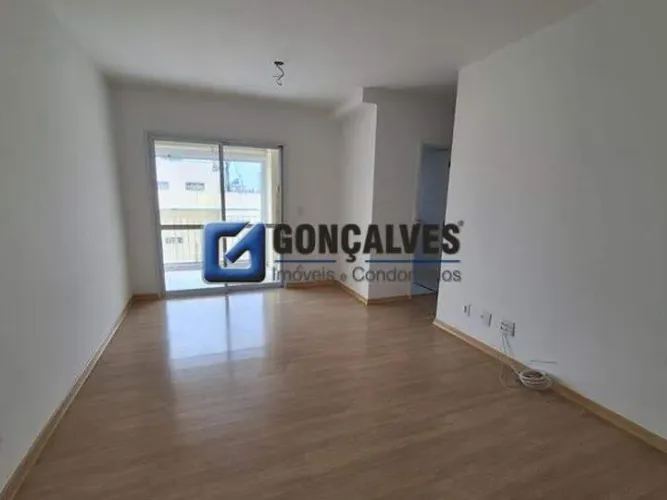 Apartamento à venda em São Caetano do Sul (Fundação) | 2 dorms (1 suíte) com varanda gourm