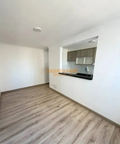 Apartamento com 2 quartos- Palmeiras de São José