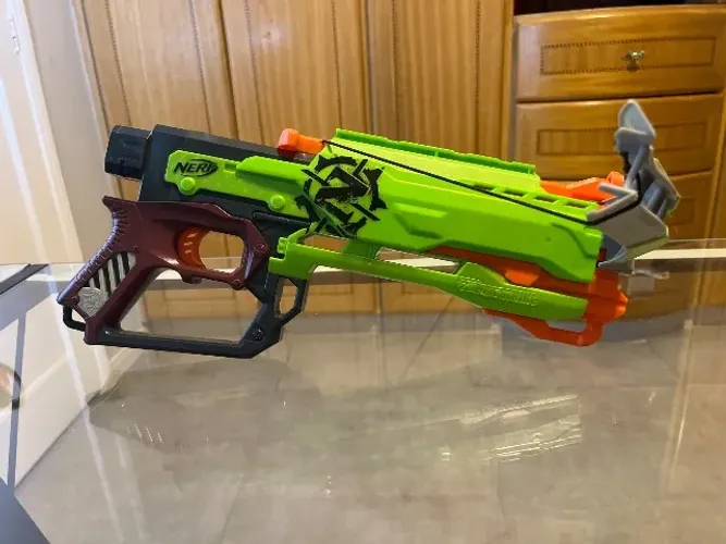 Nerf Zombie Strike Outbreaker Bow