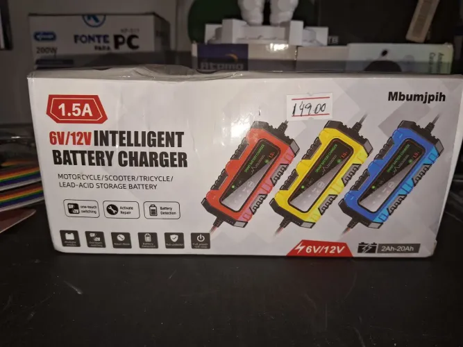 Carregador de Bateria 6/12 volts modelo JF-40D-L