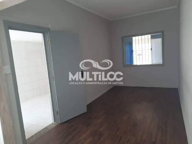 Casa de Aluguel na Praia Grande (Tupi)  2 Suítes, 2 Vagas