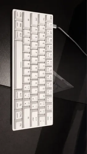 Teclado Mecânico Skyloong GK61 - Bom Estado