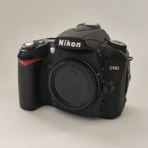 Câmera Nikon D90 COM DEFEITO | Para retirada de peças