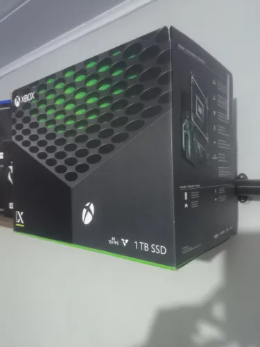 Vendo Xbox série x muito novo