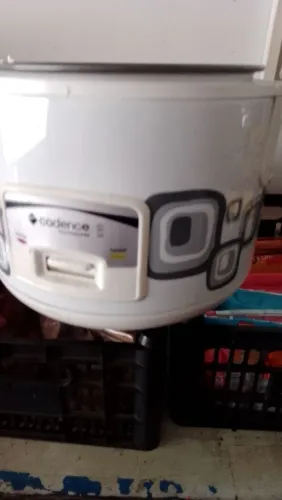 Panela de arroz, voltagem 220