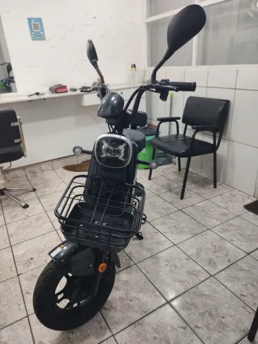 Moto Elétrica 800 watts de potência